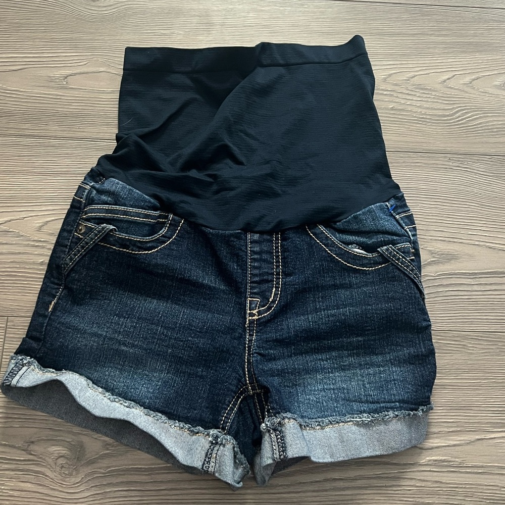 HAUTE MAMA maternity shorts